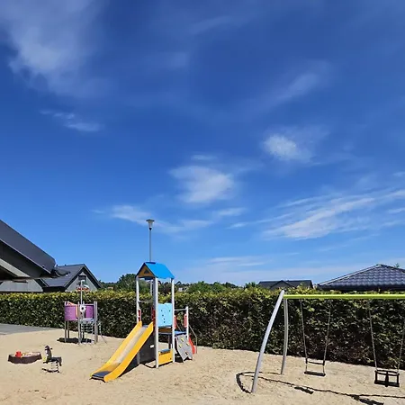 Amelia Δωμάτια σε οικογενειακή κατοικία Krynica Morska