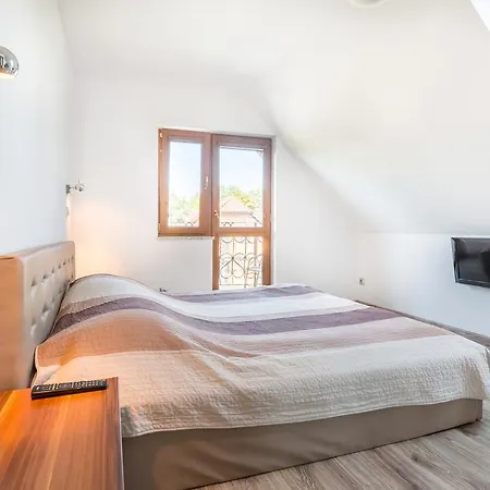 Δωμάτια σε οικογενειακή κατοικία Amelia Krynica Morska