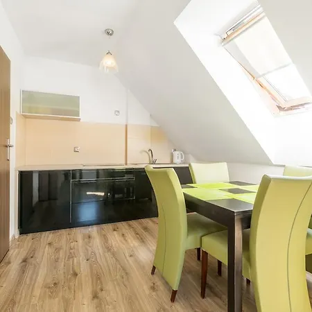 Amelia Δωμάτια σε οικογενειακή κατοικία Krynica Morska